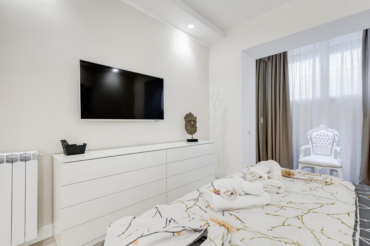 Bmga L The White Crown Apartment In Testaccio โรม ภายนอก รูปภาพ