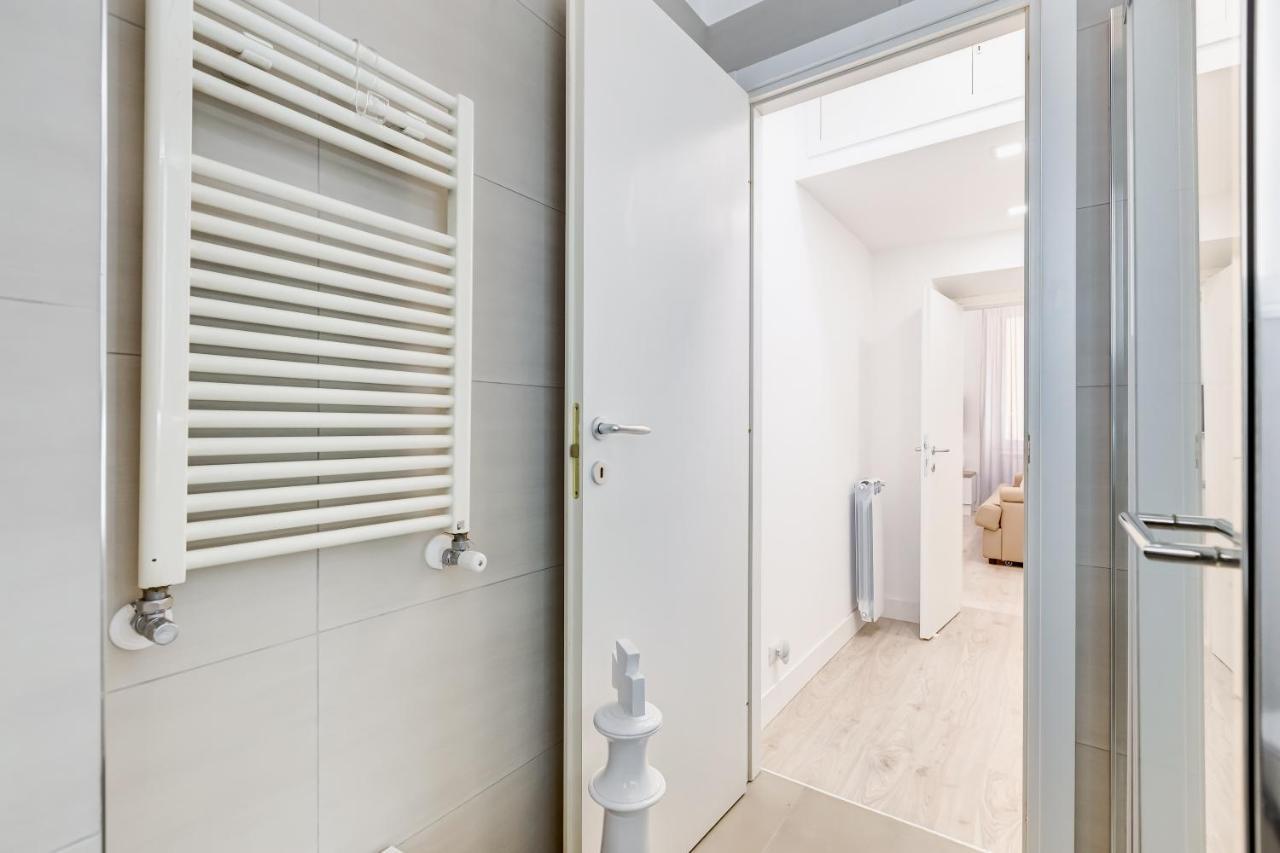Bmga L The White Crown Apartment In Testaccio โรม ภายนอก รูปภาพ