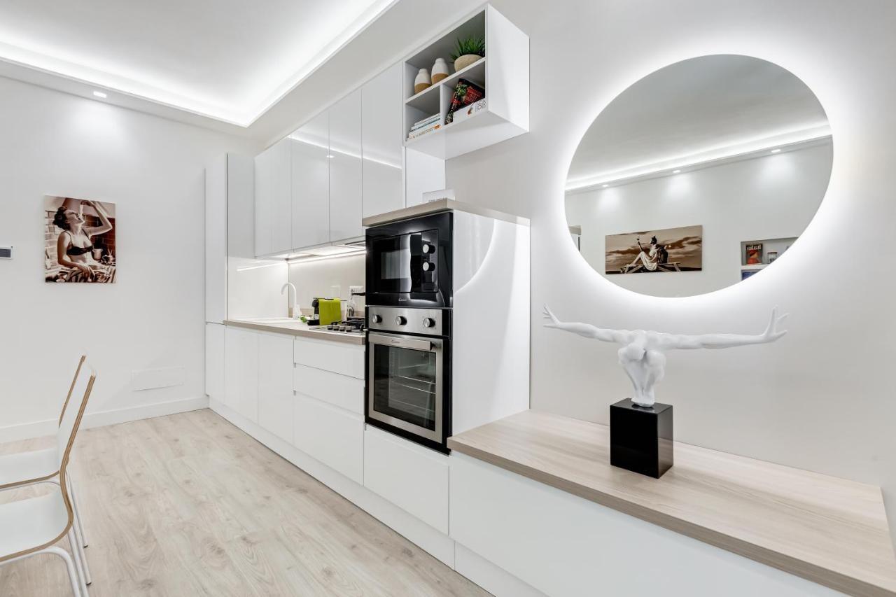 Bmga L The White Crown Apartment In Testaccio โรม ภายนอก รูปภาพ