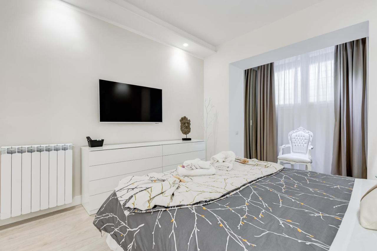 Bmga L The White Crown Apartment In Testaccio โรม ภายนอก รูปภาพ